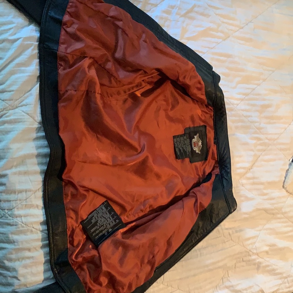Harley Davidson Black Leather Riding Jacket - Picture 5 of 10
